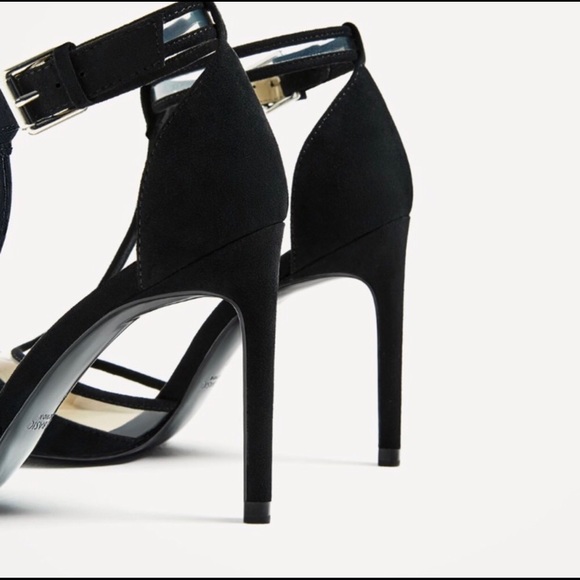 Zara Vinyl Black High Heel Court Shoes Size 6.5 - Picture 6 of 10